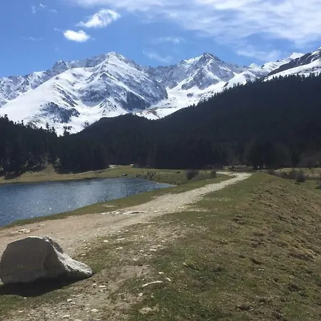 Chalet Hay Campan